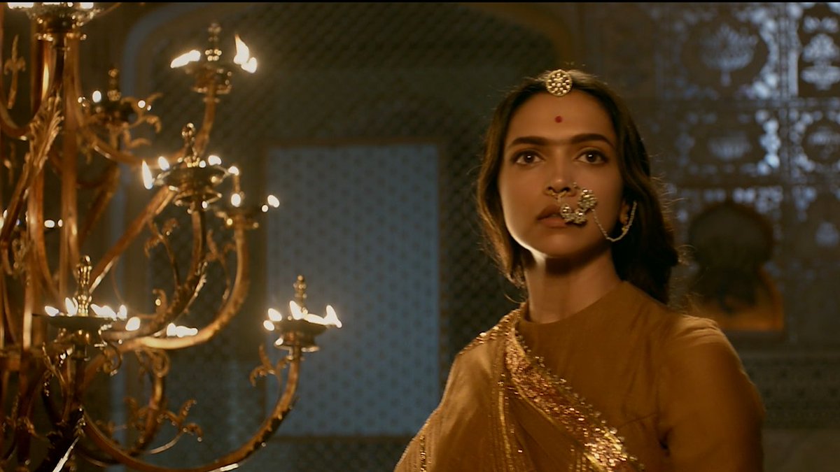 Ghoomor Appreciation Tweet. What should I say? Is there any contemporary actor could match her in such songs (Priyanka is her senior and an exception)? I guess no. Though I prefer Pinga or Nagada Sang Dhol anyday over Ghoomar. The song is melodious, and it was shot really well.