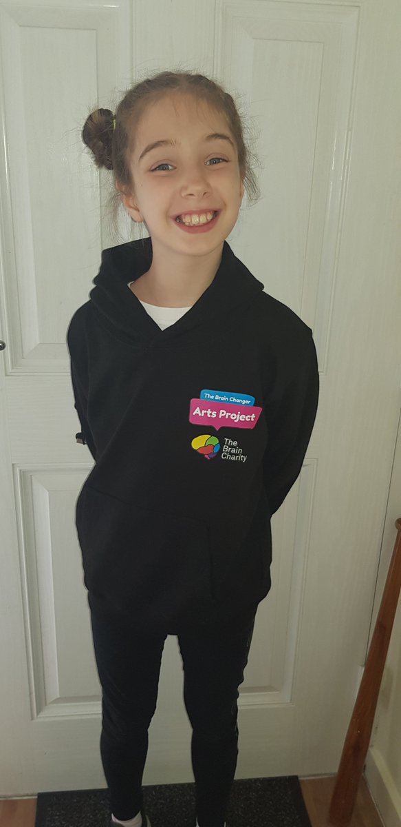 SarahxHx_87's tweet photo. Massive thank you to Joanne from @TheBrainCharity Faith absolutely loved taking part in the #brainchangerartsproject @LIPAPrimarySch https://t.co/Cb0lnawm1G