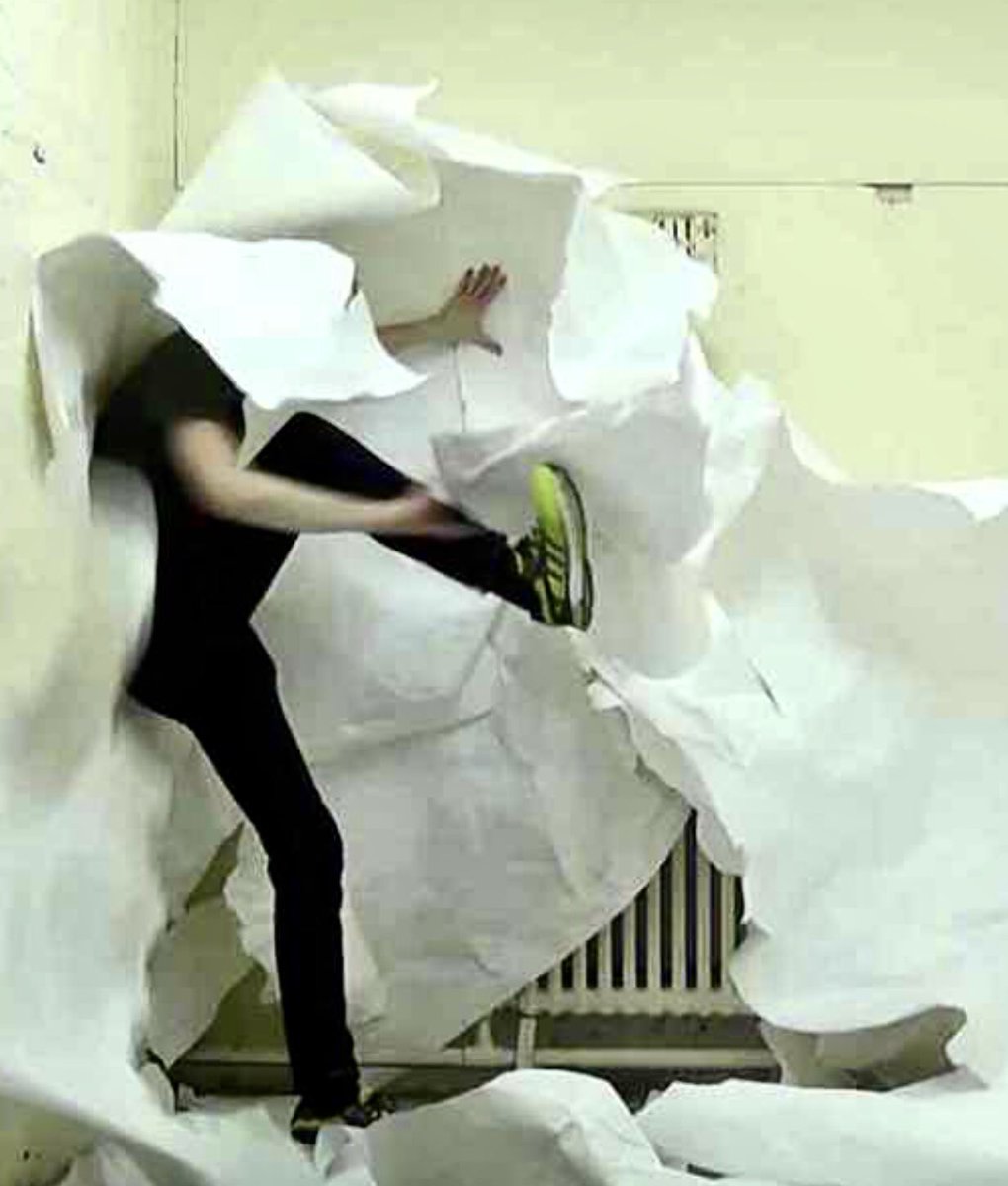 greigburgoyne's tweet photo. @artconnexionfr @leCreuxdelenfer @la_criee @espacetrentesix @ConfortModerne @Frac_PC @ChateauOiron Next up! ‘PapierSkultural’ @greigburgoyne #monikaGryzmala #ingacioUriarte #VKAR Verien Für Aktuell Kunst, Oberhausen https://t.co/gQOho0jWbl #space #performance #gesture #rules https://t.co/KSTjLfsUCX