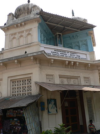 1952: Mother Teresa established "Nirmal Hriday" in Kalighat temple premises (Kolkata) 

Without asking any Hindu authority, Govt directly granted former temple structure to Teresa which she used to baptize the sick &amp; dying.

Why?

Recently,Nirmal Hriday was caught selling babies!