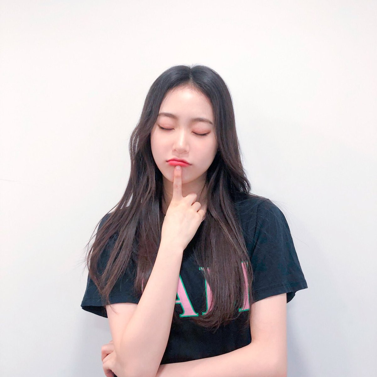Liebesbrief ZOA& #39;S POUT // a very soft & important thread https://abs.twimg.com/emoji/v2/... draggable=