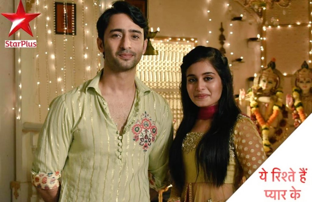 rheafan123's tweet photo. pic 1: mishti crying
pic 2 : abir crying
🥺🥺🤧🤧🤧
dkp hint dete hai pics ke through
#YehRishteyHainPyaarKe #MishBir
#RheaSharma #Shaher https://t.co/bALVkEpwGe