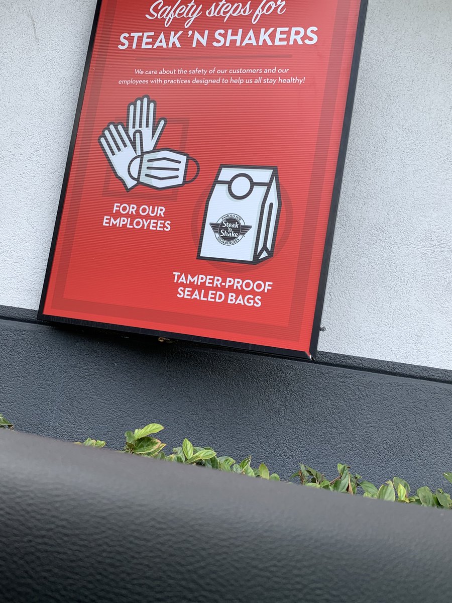 Pia_Pia_the_Pug's tweet photo. Not sure how this bag is "tamper-proof sealed bags"? It is worth the try though....
#COVID__19 #trying #unsuccessful @SteaknShake #tamperproof #maybenexttime #entertainment #readyoursigns #falseadvertising https://t.co/HOHgLckpdI
