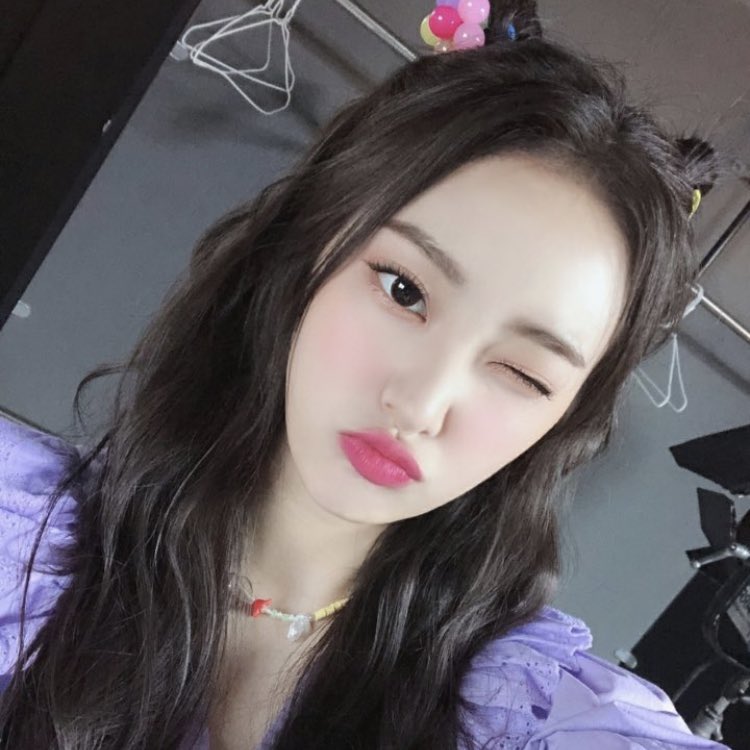Liebesbrief ZOA& #39;S POUT // a very soft & important thread https://abs.twimg.com/emoji/v2/... draggable=