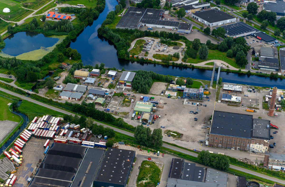 Luchtfoto van het Suikerterrein. Kun jij ons kantoor vinden? Tip: blauw