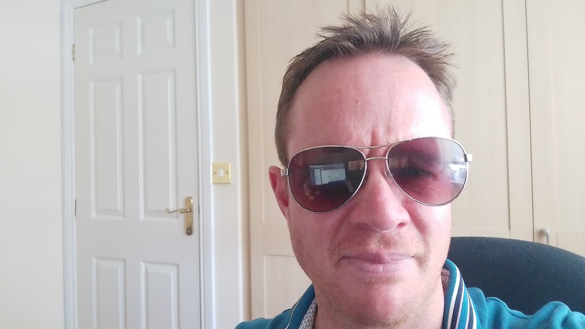 paulgovier's tweet photo. @EmilyFlorenceH1 No specs needed #justyet #sunnysonly https://t.co/UQpPHq8RS6