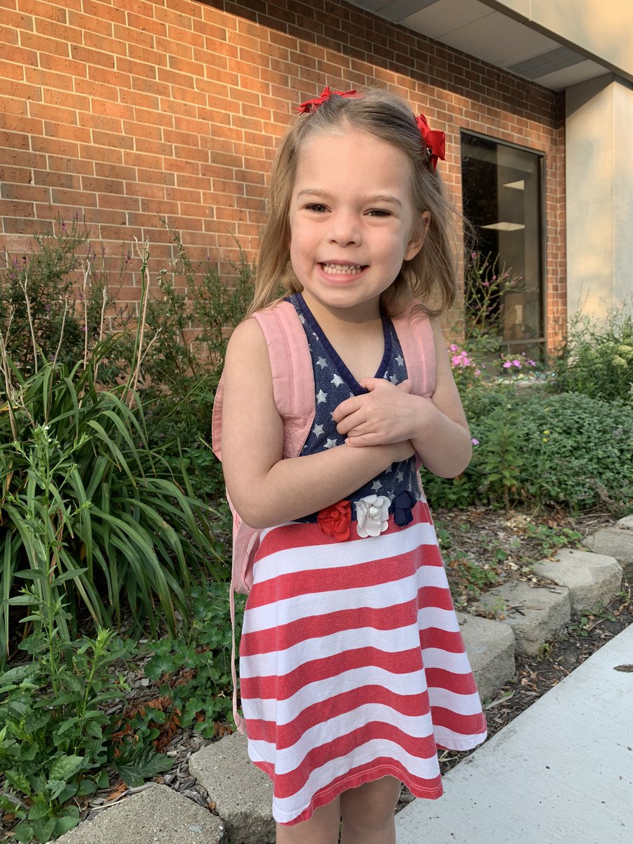 ErinW8819's tweet photo. Happy first day of classes #dmaccbears 🐻 and to this little I’m excited to be back at school in the DMACC CDC!  Have a great semester! https://t.co/jDdhtk54I3