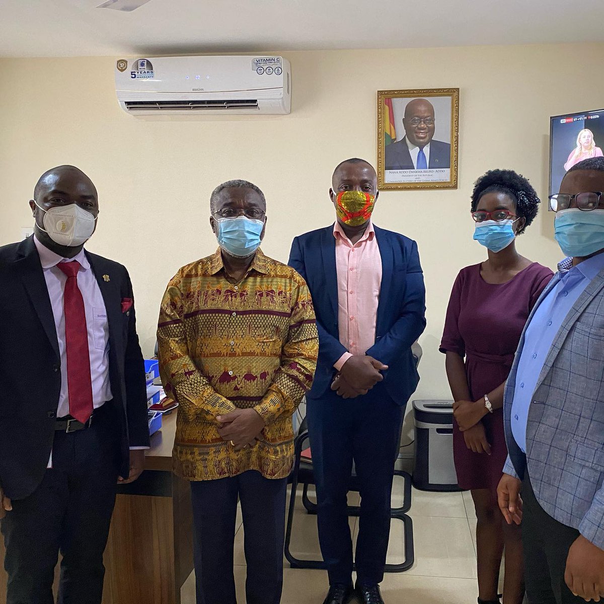 Double Tap &amp; #SCROLL TO THE RIGHT
Special moments with special people.
A feature with the Honorable Presidential Advisor on Health 
#advisor #adviser 
Thank you for having us, Doc.
#SpecialMoments #HealthMoments #VodafoneHealthLine #VodafoneGhanaFoundation #RevPerbi #RevNanaPerbi