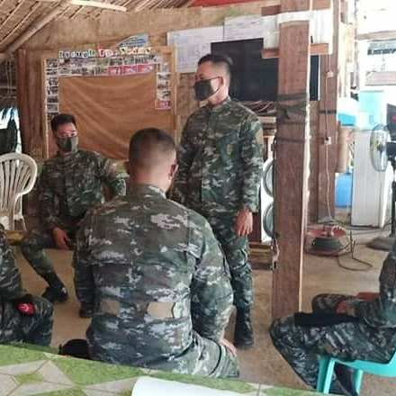 pnpsaf_6sab61sa's tweet photo. 61SAC personnel conducted Special Action Team Weekly Interactive Meeting (SWIM) at H61SAC, Camp Tirambulo, Brgy. McKinley, Guihulngan City, Negros Oriental.
#PNPPATROLPlan2030
#SAFCare
#pnpsaf6sab61sac
#Tagaligtas
#SpecialActionForce
#WeHealAsOne https://t.co/lGkfNL7Rsm