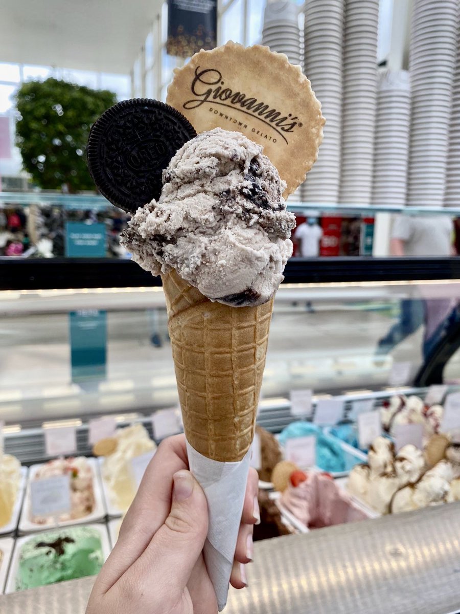 Sometimes it’s hard to decide between an Oreo and a gelato so we got you both! Get your scoop today ~ we are open till 7pm 🍨😊

#giovannisgelato #madewithlove #italianicecream #treatyourself #gelatolovers #oreo #dessert #everyflavourtellsastory #oreogelato #miltonkeynes