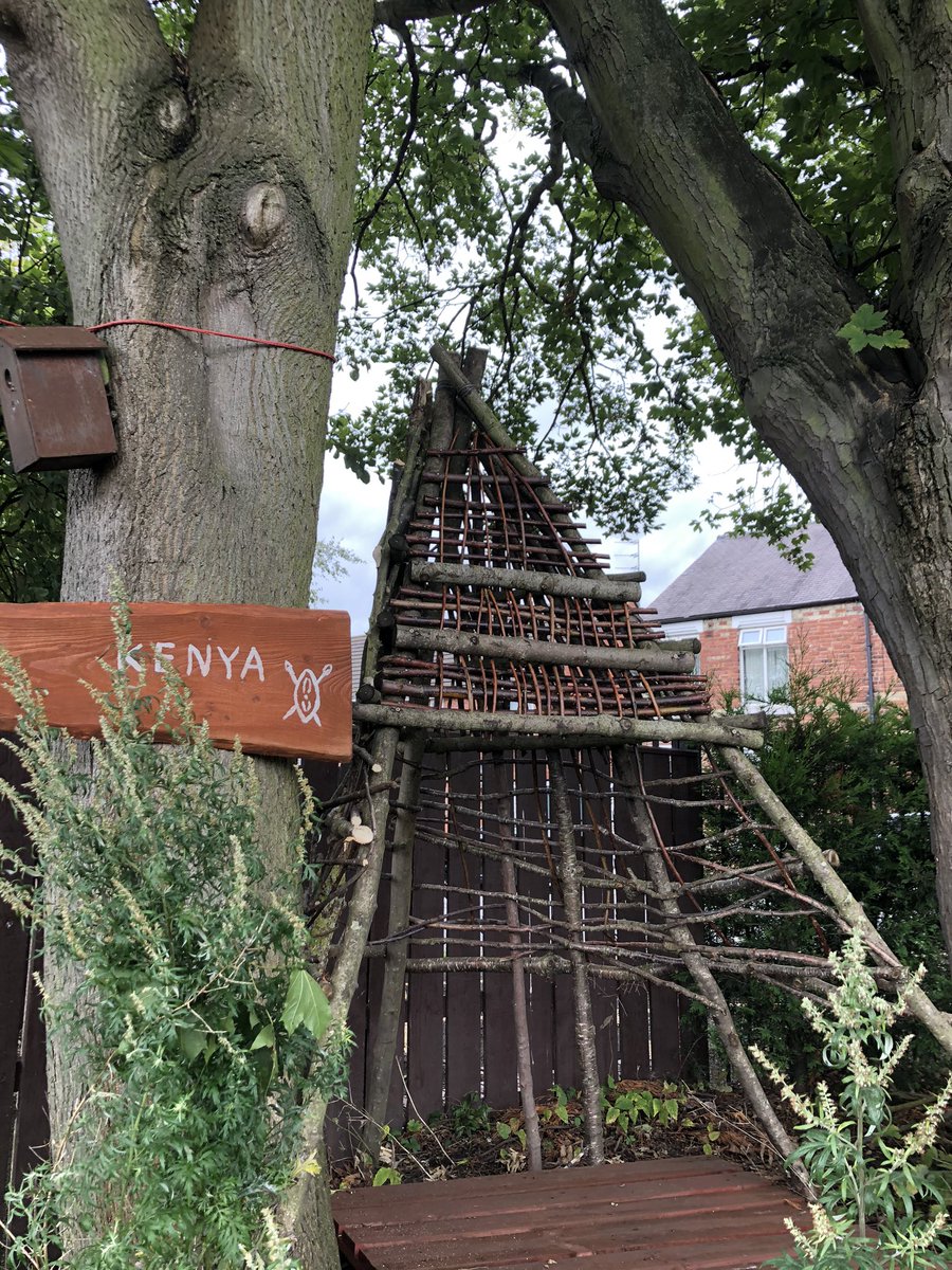 TAS4L's tweet photo. The #CocktonHillInfantsSchool Adventure Forest is complete ... little adventures for little people await .... #infantschools #Infants #adventuretime #adventureforest #forestschoolideas #BishopAuckland https://t.co/uTG359nlmW