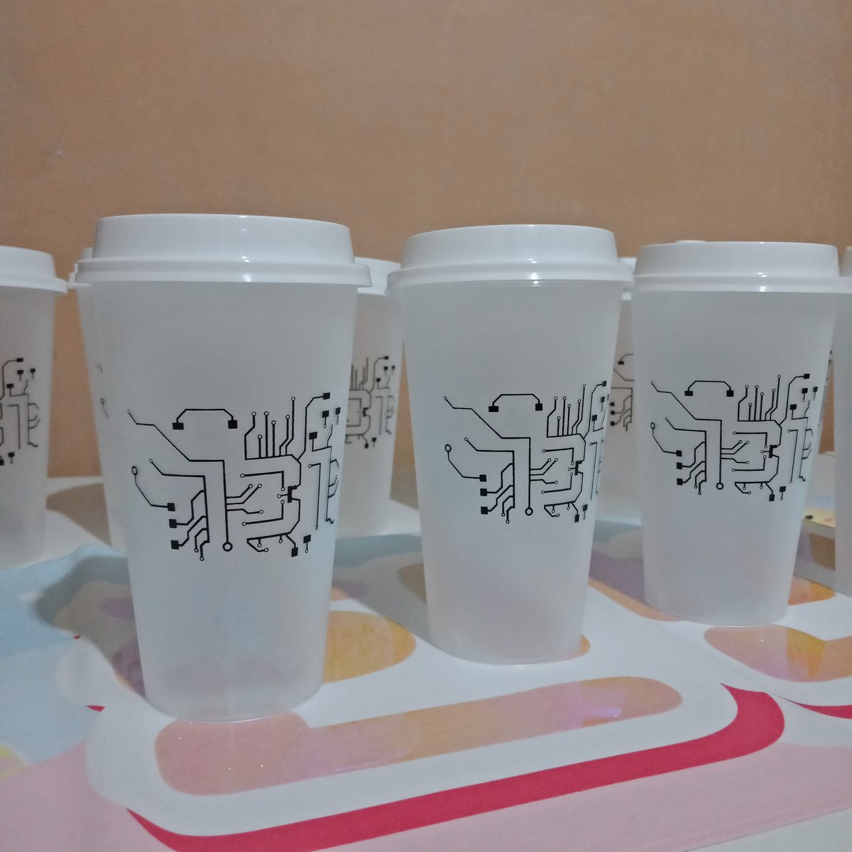 Here's the actual pics of our reusable tumblers. Order now:  http://bit.ly/LVEB_OnlineCSE INTERNATIONAL GO ㅡ OPENWe are now opening an int'l GO as we have extra tumblers. If you're interested, please send us a message. #HANBIN  #BI  #김한빈  #비아이  #LaVieEstBelle_OnlineCSE