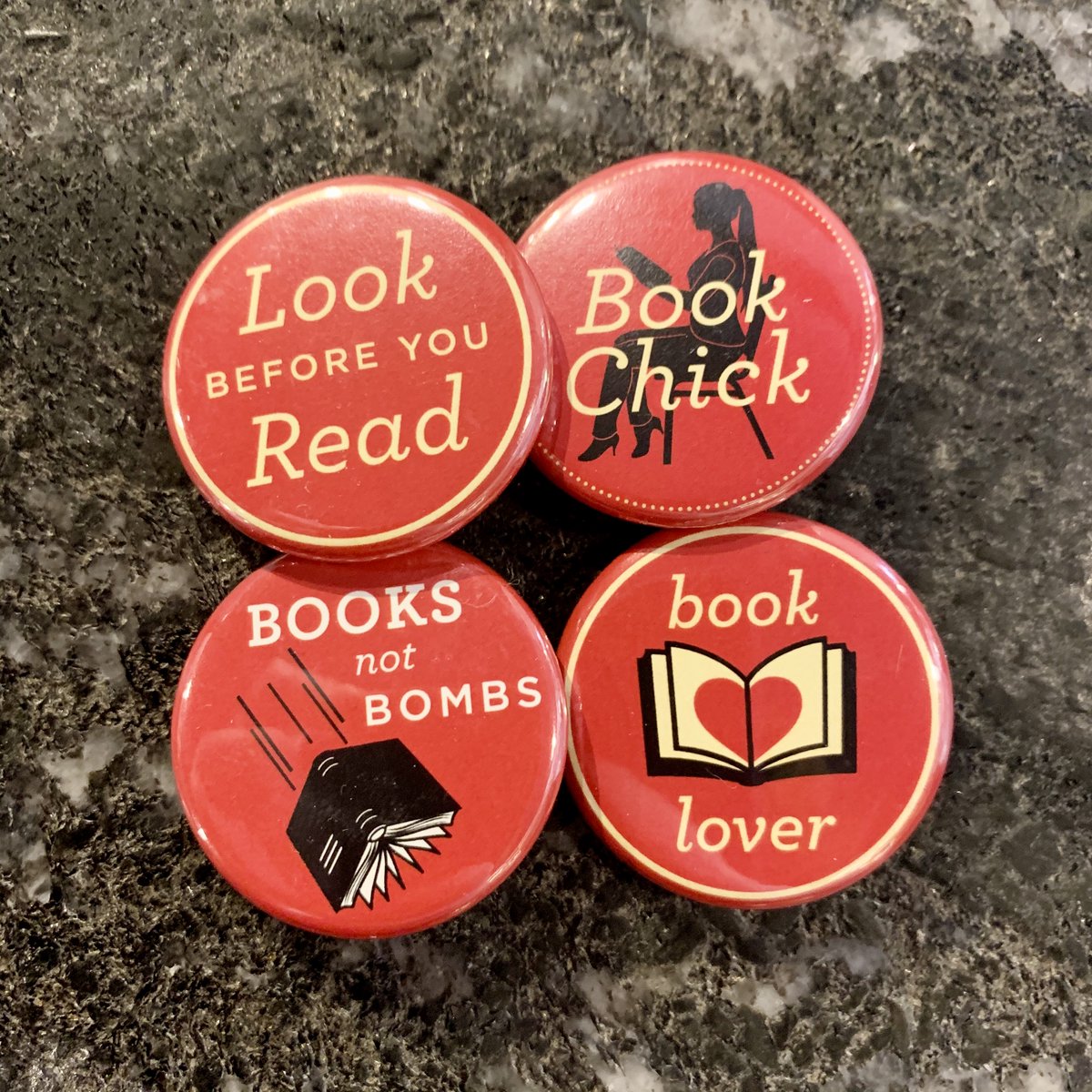 BardsAlley's tweet image. We&apos;re Look Before You Read. Which button are you? #ButtonChallenge