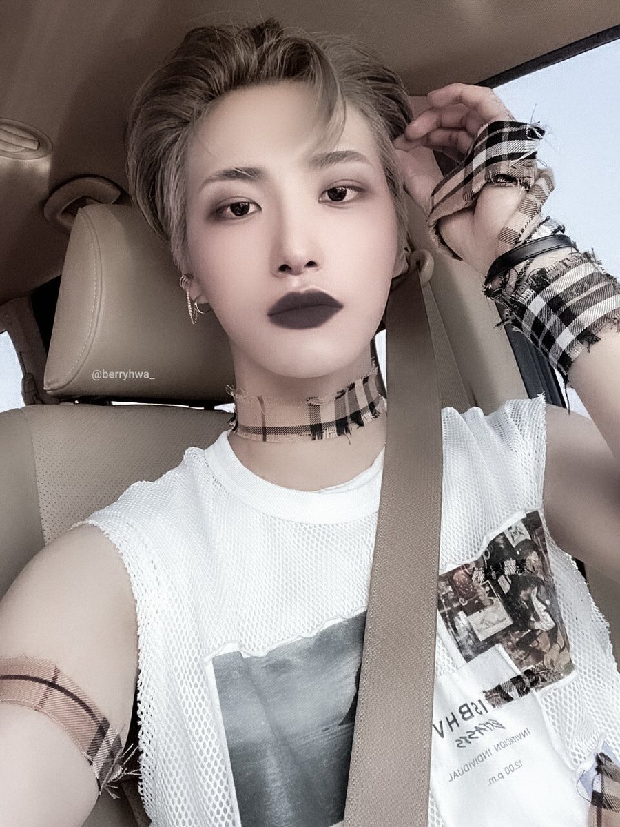 goth / dark seonghwa  (2)