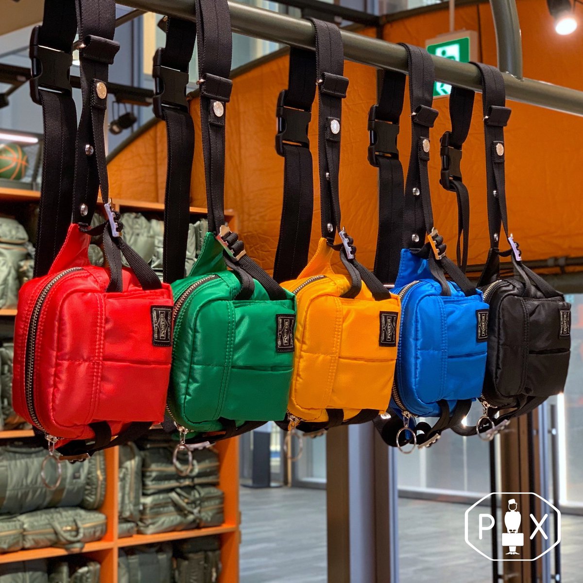 HOWL RAINBOW FANNY PACK MINI“ product number：381-16872 size：W120