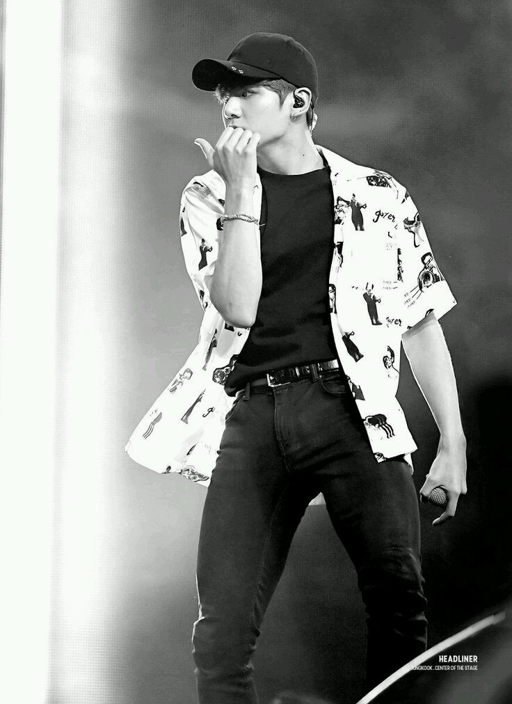 Hi gw arka
Gw newbie nih
Mutualan? Rt/like
Fambest? dm 
DM aja gw ngk gigit malah lumat
#roleplayer #roleplayerindonesia #roleplayerkpop #RPindo #rpkpop #rpindonesia #rootrp #roleplay #roleplayaccount #roleplayerindo