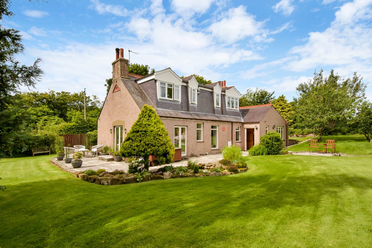 Galbraith_ABD's tweet image. CLOSING DATE SUCCESS | GARDENERS COTTAGE 🌺🌹

Doesn&apos;t this peaceful country hideaway look idyllic?
Are you considering a change of lifestyle?
Call Amy and Hannah on 01224 860170 for a chat about your plans today.

#ClosingDate #UnderOffer #TimeToMove #MovingOn #ExpertsInOurField