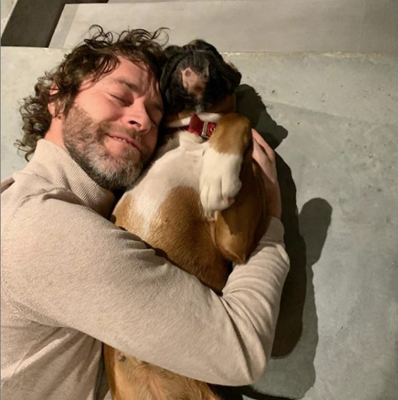 Happy #InternationalDogDay featuring <a href="/HowardDonald/">Howard Donald</a> 🐶