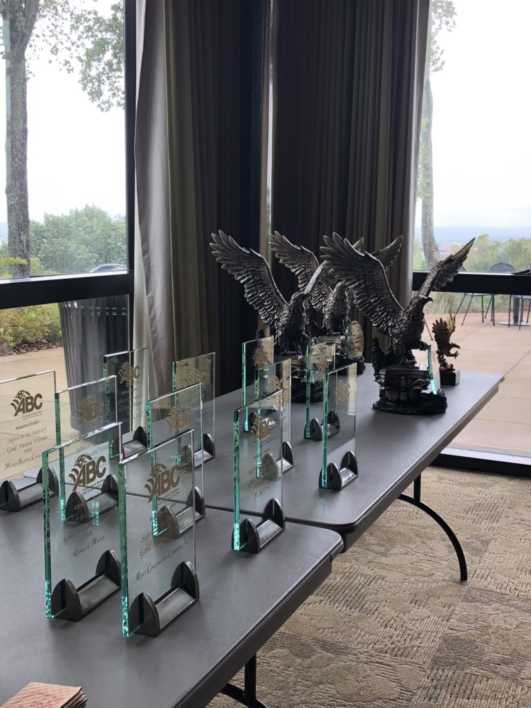 ABCofAlabama's tweet image. SAFEDAY2020 photo shoot @VisitVulcan today #abcmeritshopproud @RobinsMorton @DunnCons @RivesBirmingham @BhateGeo @thompson_eng @grayconstructio @EldecoInc @Murray_Building @BLHarbert @BRAWCO_Inc @BaileyHarrisCo1 @JohnsonKreis @MJHarrisLLC @HOARLLC @bldgandearth and many more!