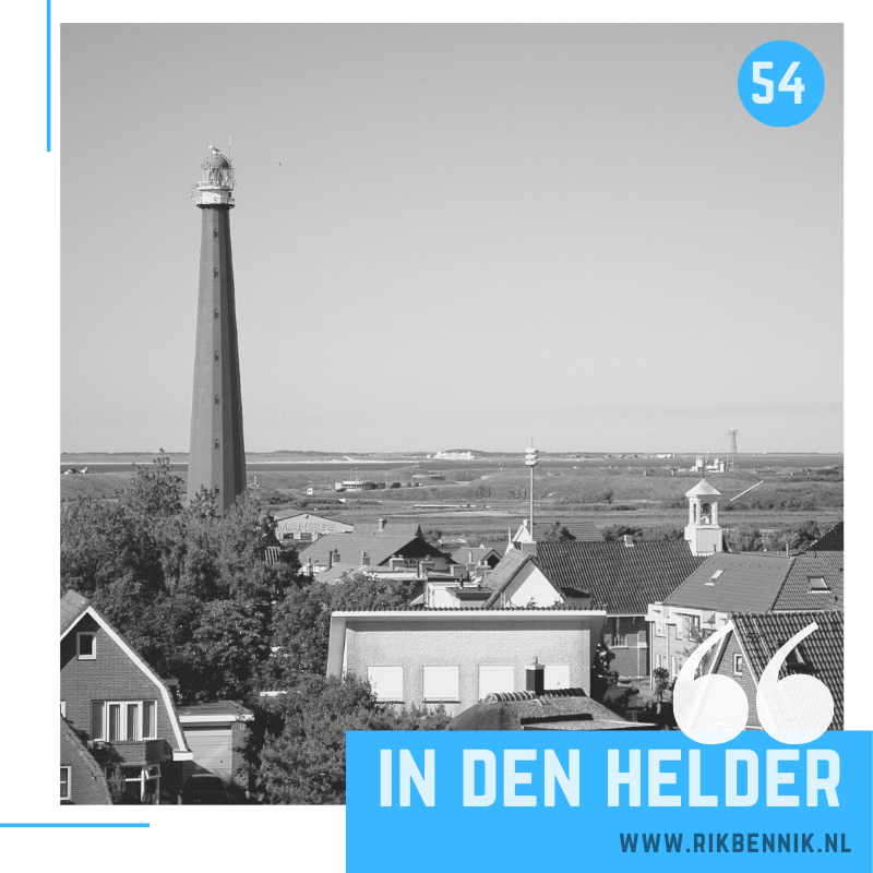 RikBennik's tweet photo. Ik ben gek op oneliners en spreuken en dat is goed te zien in onze wc waar heel wat ‘tegeltjeswijsheid’ hangt. Ga je bij ons voor het eerst naar de toilet, dan - lees hier verder: https://t.co/RhiHvMd8Fn https://t.co/8drbfHAFql