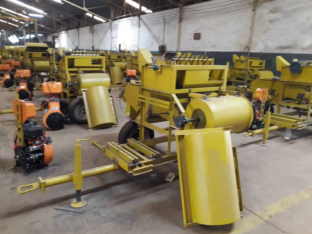 pudcsenegal's tweet photo. Visite a #SISMAR pour le contrôle de conformité de la production en série des équipements de transformation post récolte par rapport aux prototypes validés .
#Automisariondesfemmes
@Isdb 
#developpementrural #pudc #pnud #senegal #mackysall #help #betterlive https://t.co/yf854RZm8h