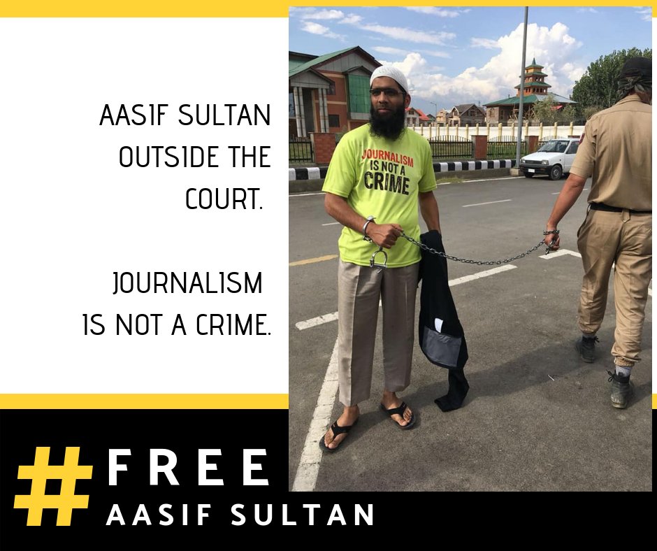 In September 2018, before one of the court hearings, he was photographed wearing a T-shirt that carried the slogan 'JOURNALISM IS NOT A CRIME'. He was beaten up for this display of assertion, and the T-shirt was seized by the J&K Police.  #FreeAasifSultan  #JournalismIsNotACrime