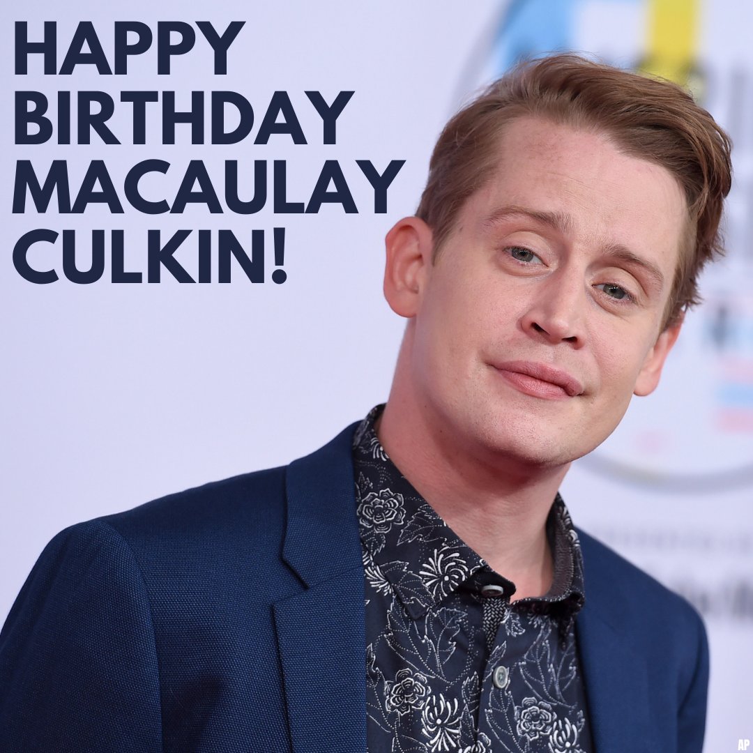 HAPPY BIRTHDAY, MACAULAY CULKIN! Let\s have a little fun this Friday! Show us your best \Home Alone\ faces! 