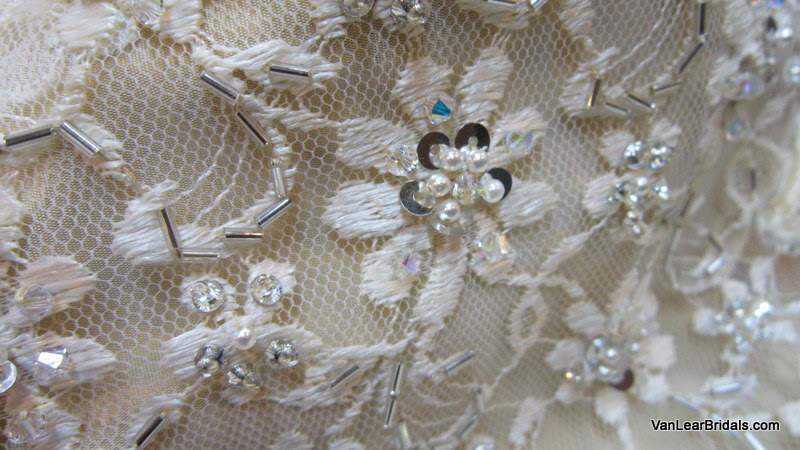 vanlearcustom's tweet photo. Happy #weddingwednesday everyone! Here is some up-close beadwork just to satisfy the detail-oriented ones out there. And, of course, the sparkle-lovers! #wedding #weddingdress #weddingdressinspo #weddingdressinspiration #beading #sewing #handmade #custommade #bridalgown #bridal https://t.co/EjBQiUZA4M