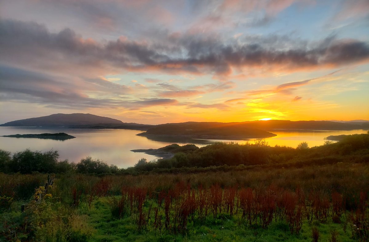 Trying not to spam photos of the Scottish islands but my sis <a href="/izzycandy/">Isabel Candy</a> took this and wow