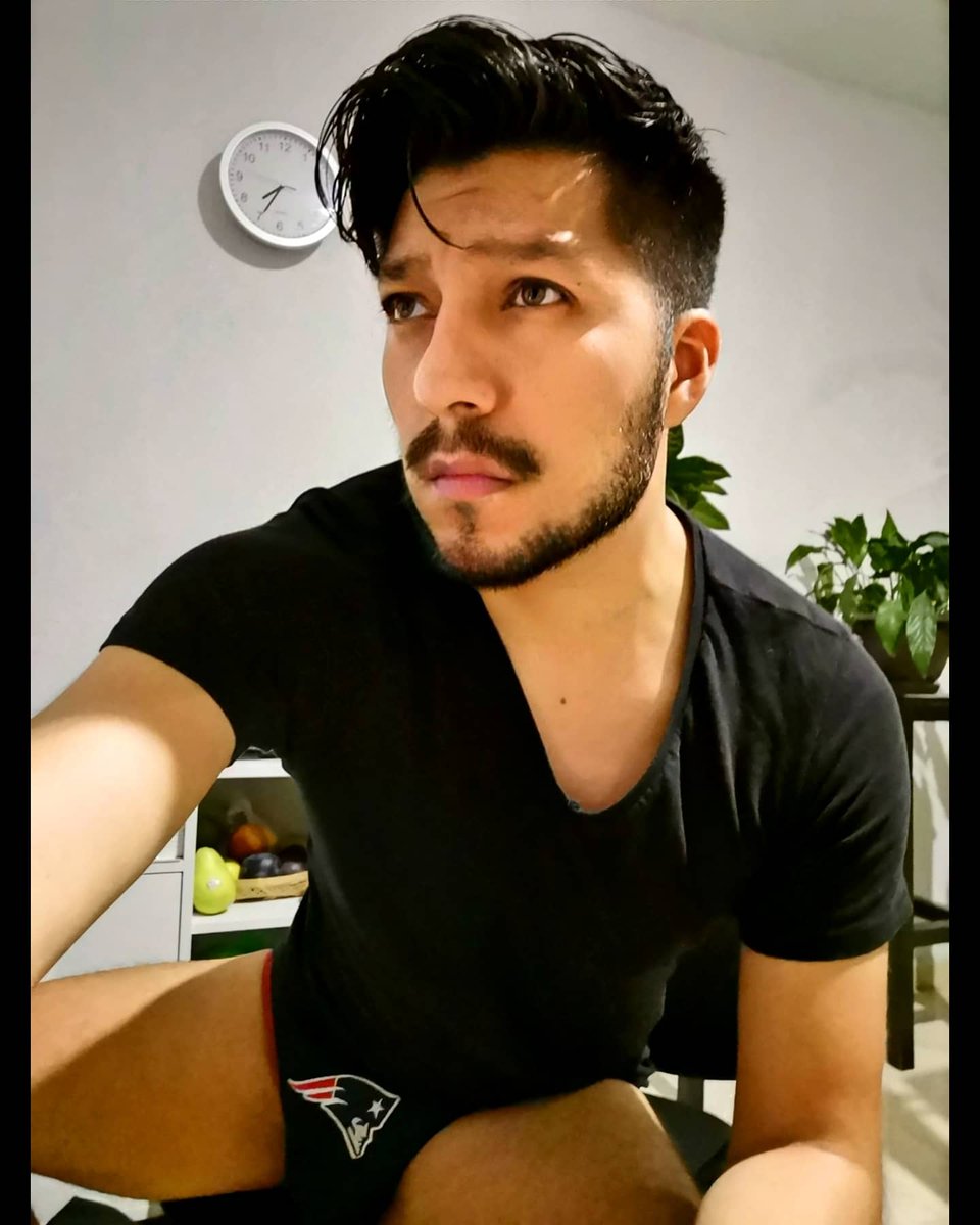 skyarrow_mx's tweet photo. Atuendo de casa
#hombre #men #menstyle #barba #beard #boy #patriots๐ #nflpatriots #bisexual๐ #bisexualmale https://t.co/hwf2UPSex4