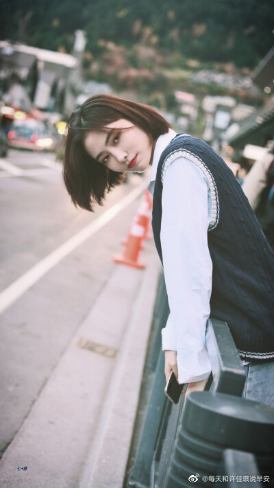 fox_kis's tweet photo. #QUEENJIAQIDAY0827 
Baobei, mama ai ni =))))))) https://t.co/b75xexP8Qr