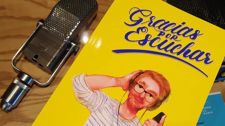El mexicano Pedro Escobar es el editor de "Gracias por escuchar", un libro dedicado a la radio y sus oyentes sobre el que ha estado charlando en <a href="/Solamente_rne/">Solamente una vez</a> rtve.es/a/5652006