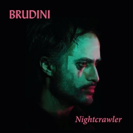 Nightcrawler: När solens sista strålar dränkts av nattens svärta marscherar denna skönt aviga bit in i handlingen och övertar mina sinnen som myser av välbehag. bit.ly/3b1cWQ8 #brudinimusic