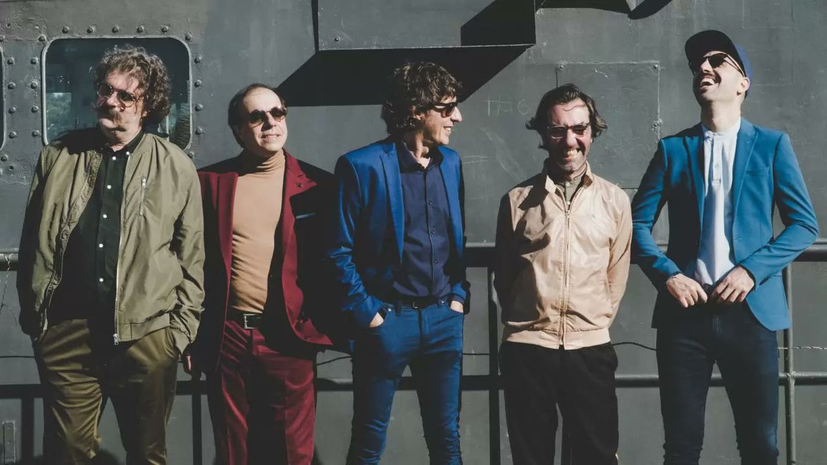 No llora
…estanteriallenandovacios.blogspot.com/2020/08/no-llo…

«No sé si irán al viento estas palabras,
pero yo he escuchado al viento hablar».

#Amor #Música #FelizMiércoles #FelizSemana <a href="/cuartetodenos/">Cuarteto de Nos</a>