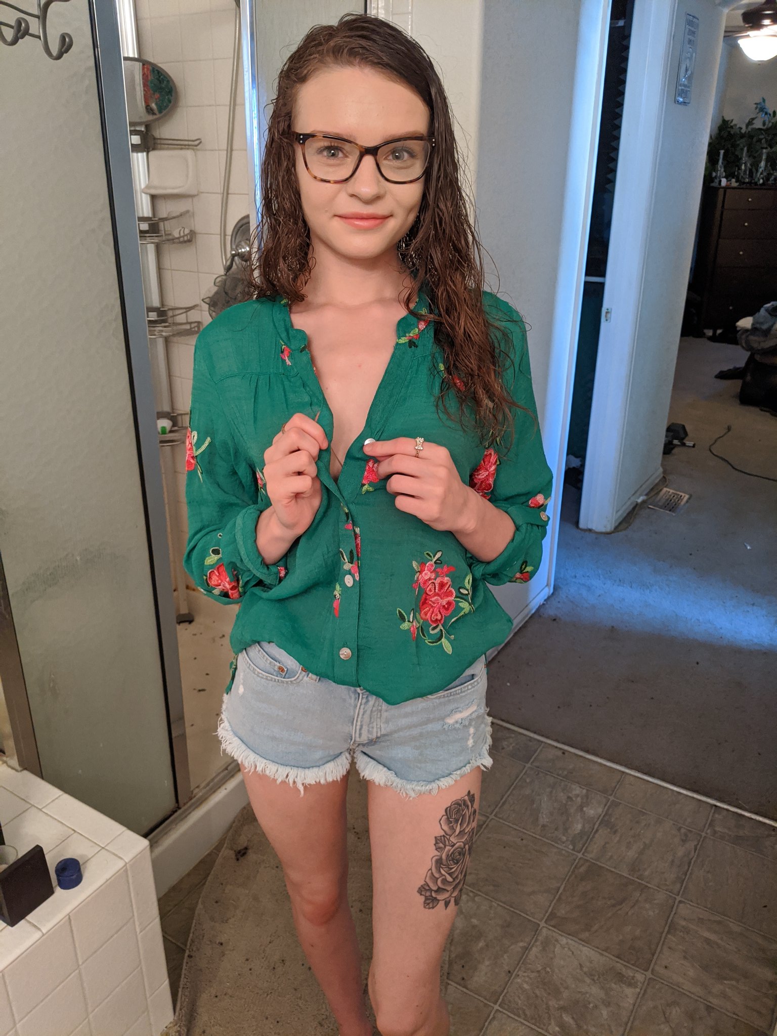TW Pornstars Jessae Rosae Twitter Today s my 22nd birthday.