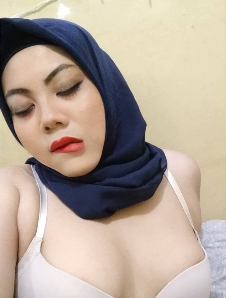 HOT MODEL INDONESIA у Твіттері: "Hijab style https://t.co/gNcn8ZypKw&q...