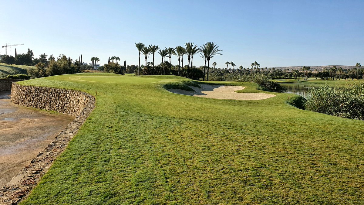Happy to see final result of the renovated hole 16 at La Finca Golf Resort. Great things to come in the future of this course