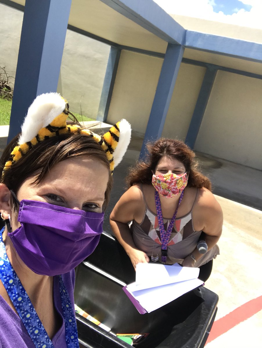 South Olive ES tweet media