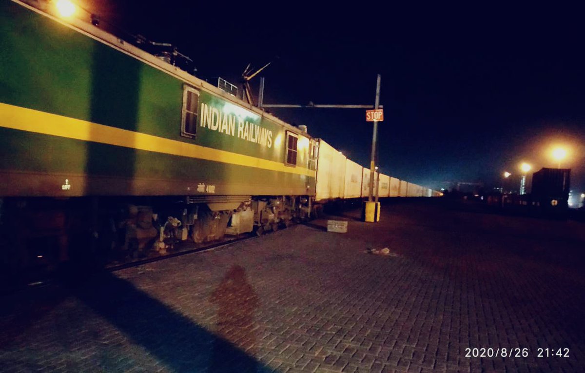 Sanjay_IRTS's tweet photo. In order to provide certainty and  improve Ease of doing business we ran our first Time Tabled freight train from Inland Container Depot, DADRI to MDCC. One more step towards achieving vision of Hon PM for Atmanirbhar Bharat @IRTSassociation @PMOIndia @NITIAayog @FinMinIndia https://t.co/iARxUhxbFE