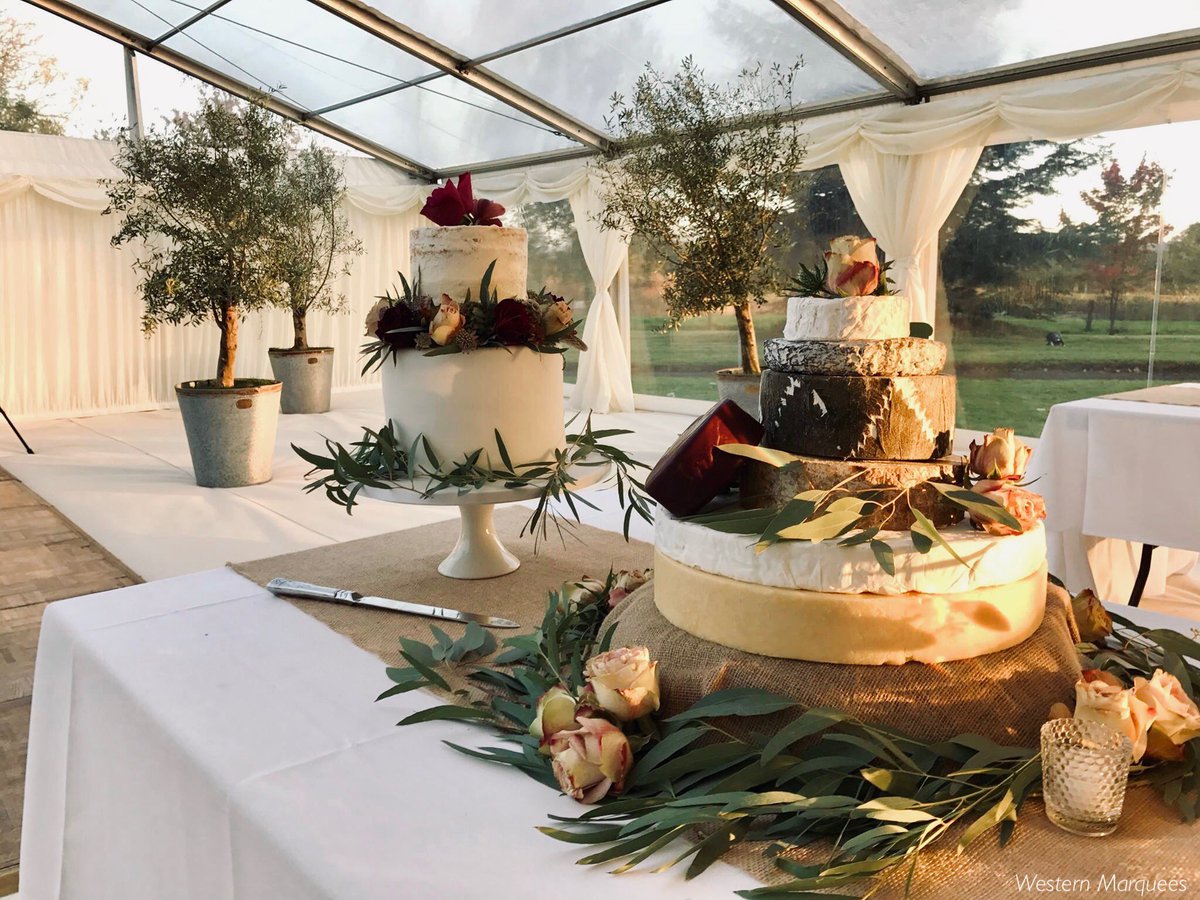 WesternMarquees's tweet photo. 🌸 #WeddingWednesday 🌸 This #weddingmarquee really did look fabulous inside and out. 🎪 However there is so much more to a marquee than the framework. We have choices of #carpet, #lining, #dancefloors, #furniture, #lighting and #bars - this wedding chose our popular barrel bar! https://t.co/ffzecTbWxZ