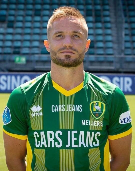 Welkom Aaron Meijers!  
 
Met trots mogen wij Aaron Meijers verwelkomen als Ambassadeur van het Nederlands transplantatie voetbalteam! 
 
Aaron is de trotse aanvoerder van ADO Den Haag.