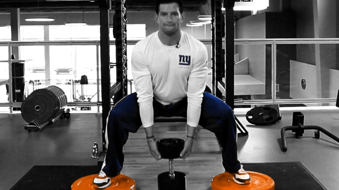 toplocaltrainer's tweet photo. It's leg day for us at Top Local Trainer today! We always say it, but here are the reasons why leg day is so important! #NoRest #LegDay #NeverSkipLegDay https://t.co/f8TVHOr93v https://t.co/Ovd44xjNY4