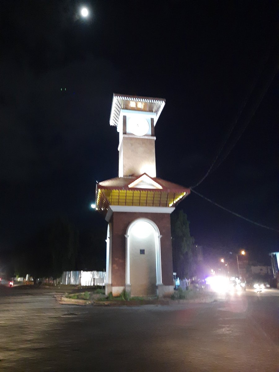tva_acharya's tweet photo. Manglauru clock tower 

#mangaluru #clocktower #mangalore #viggu #mangaluruclocktower https://t.co/yRcK2zu06a