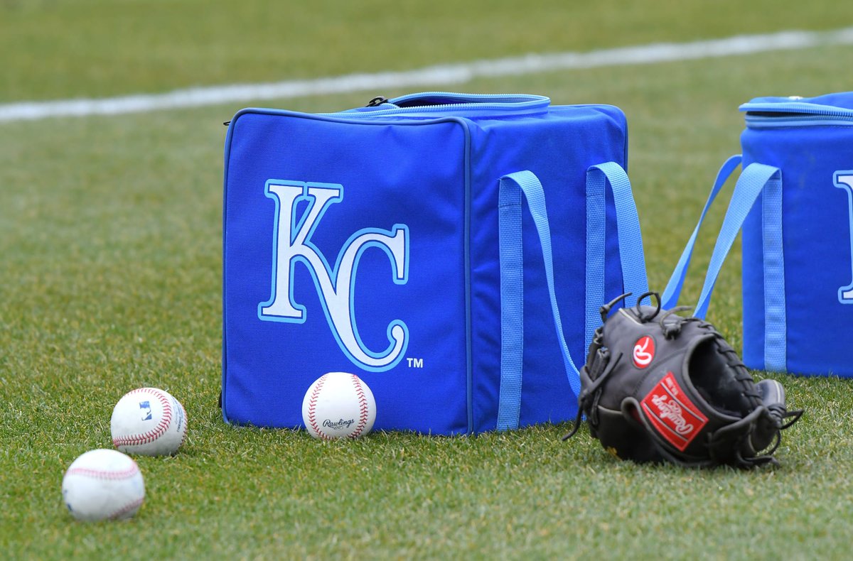 royals_fanly's tweet photo. The KC Royals figure out a way to win in late innings #KCRoyals  https://t.co/NoLkUVwW16 https://t.co/iFGyGUjKKN