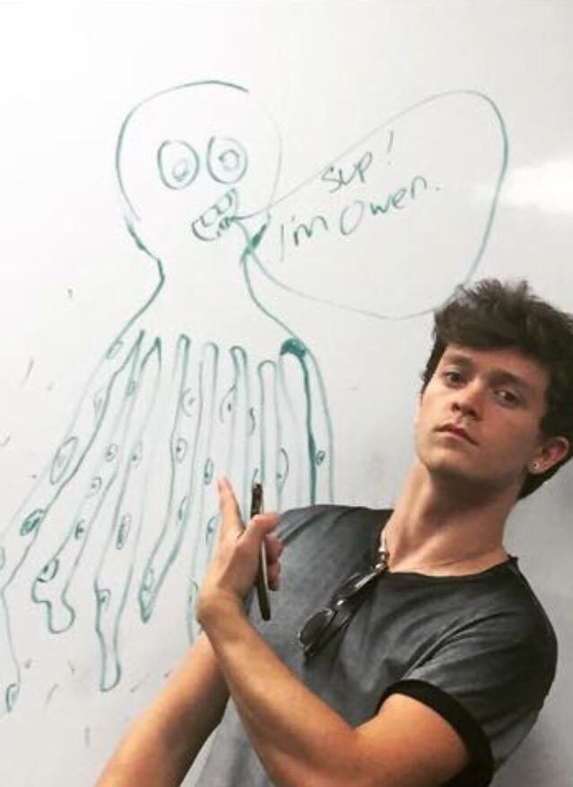 ConDoingThings's tweet image. it costs 0$ to retweet an artist 🙏🏻