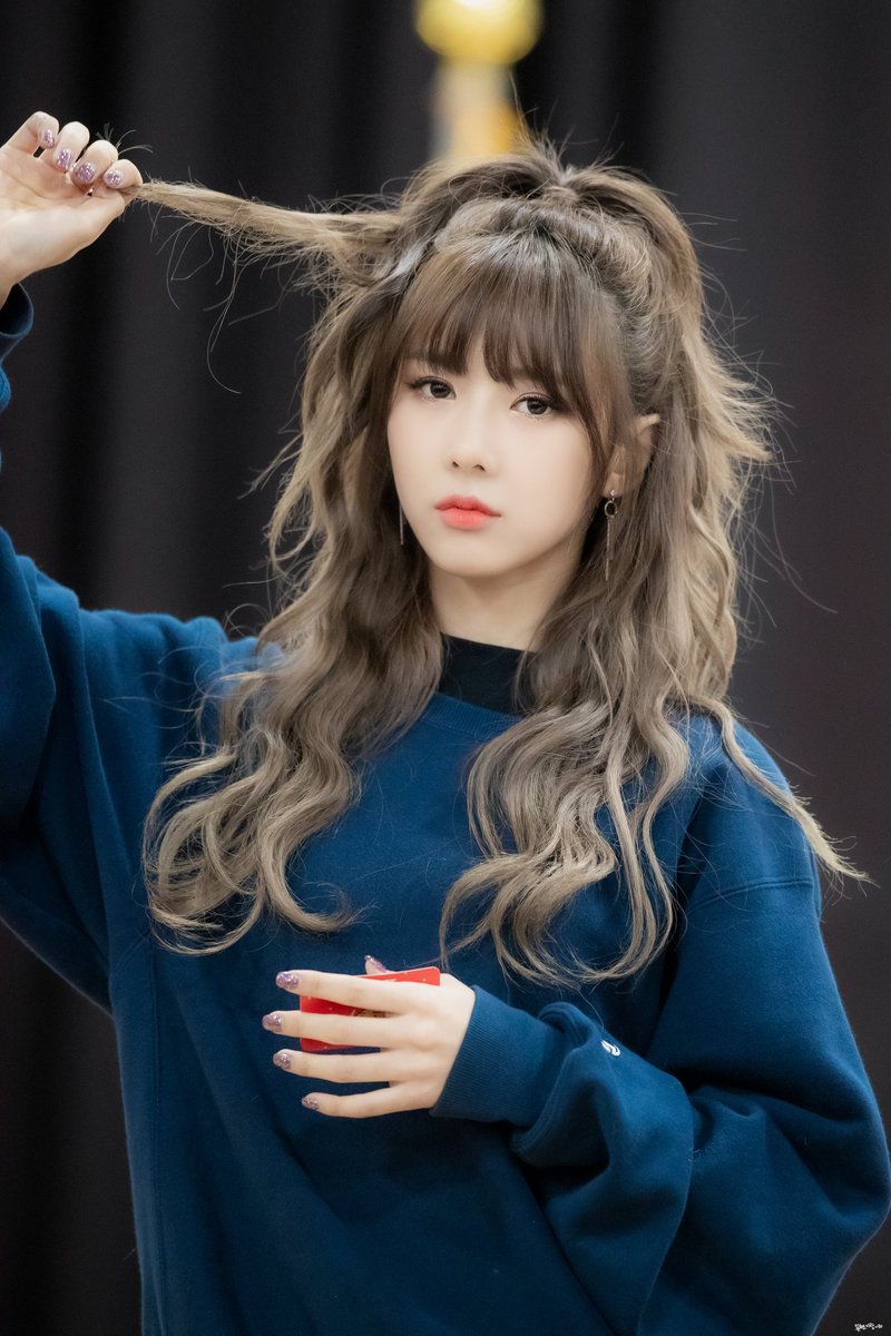Iovingyooh's tweet photo. 191013 #Dremacatcher Yoohyeon por siempre a #드림캐쳐 https://t.co/ldanMxfHgI