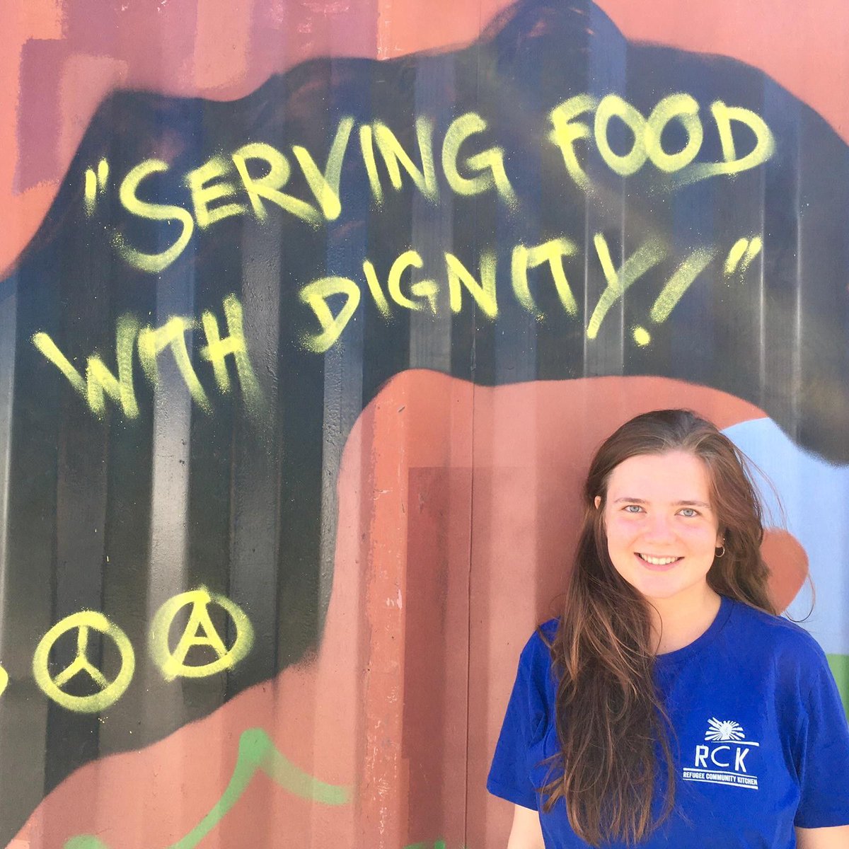 RefugeeCKitchen's tweet photo. [1/3] Humans of RCK: Introducing the wonderful Nina, who's been volunteering in Calais since the start of 2020.  As hilarious as she is hard-working, she's helped form part of the incredible long-term team serving Calais through COVID-19. 
#refugees #calais #humansofrck https://t.co/CKSfsd73VR