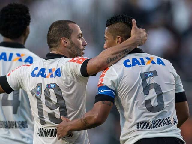 guitorres91's tweet photo. 8 anos da minha estreia no @Corinthians. Honrado em ter feito parte da história do clube!! 👊🏻⚫️⚪️ https://t.co/y2nM03AZsU