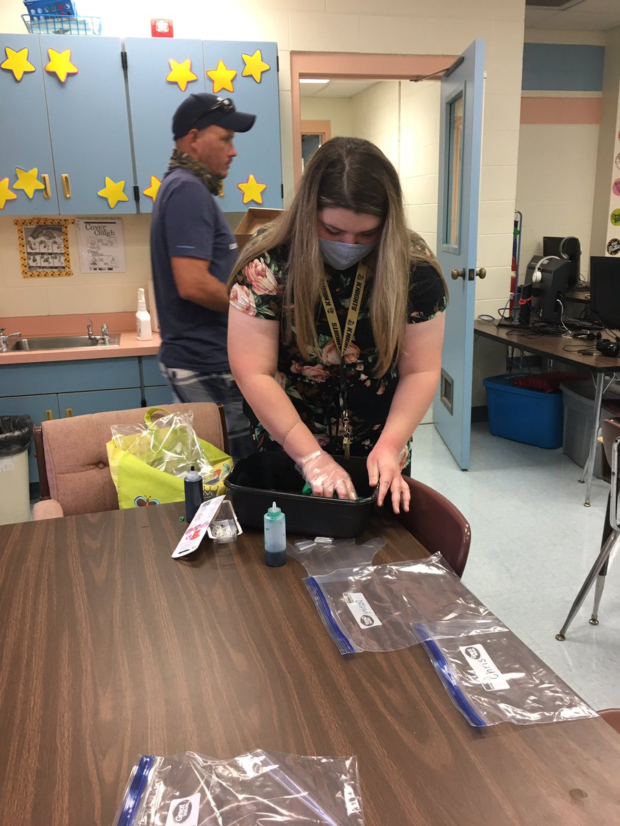 Amanda Collier tweet media