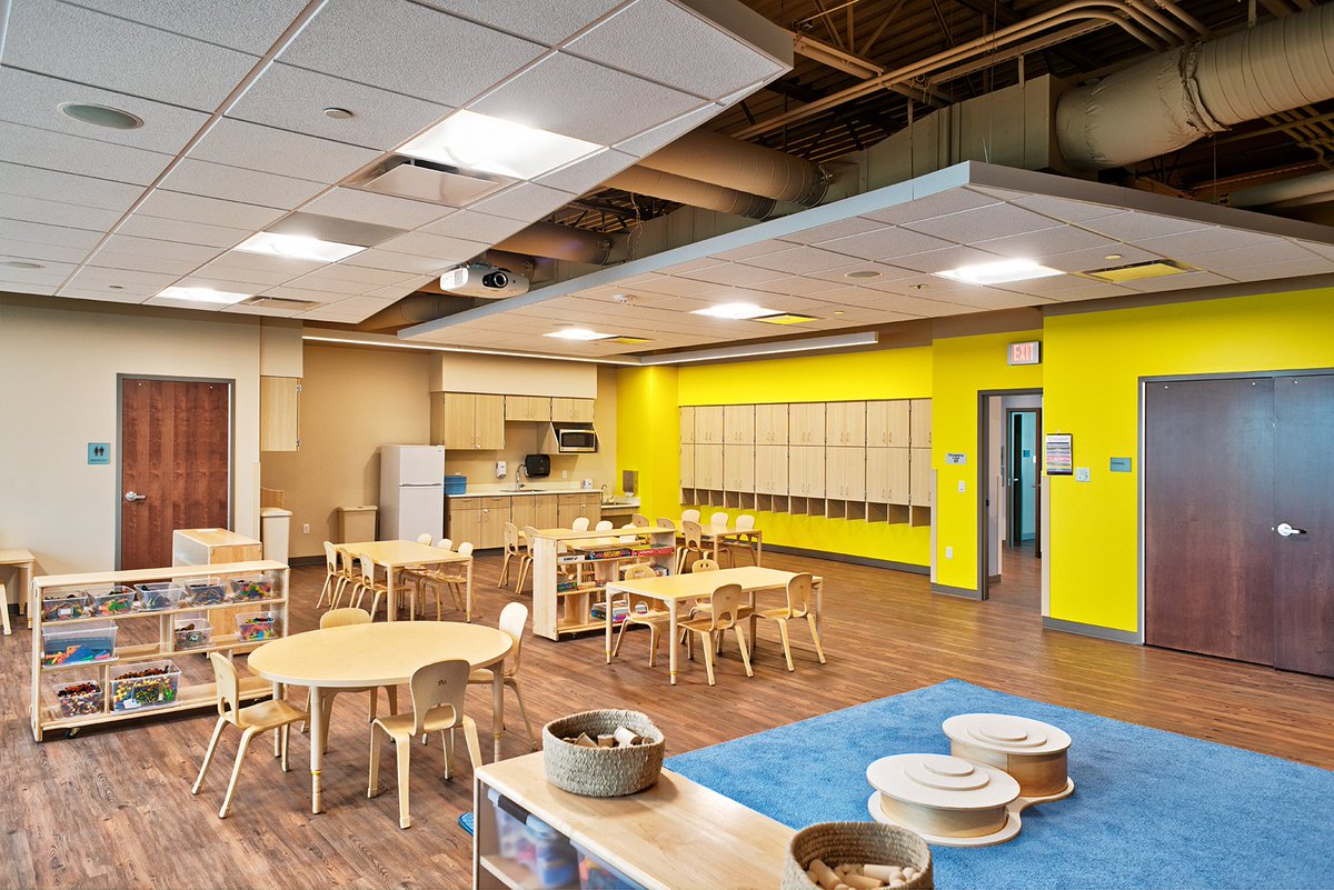 hendersonengs's tweet photo. It's an honor to receive @The_IES 2020 Illumination Award of Merit in the #KC Section for the B.E. Smith Family Center. Kudos to Lead Lighting Designer Adam MacKenzie &amp; all those involved from #TeamHenderson for the outstanding #lightingdesign. 👏👉https://t.co/gfTQsBYbVG https://t.co/QApPKop1Yi